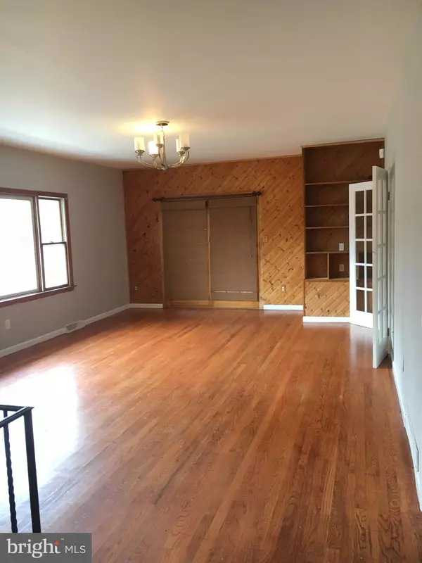 Hamilton, NJ 08620,5006 S BROAD