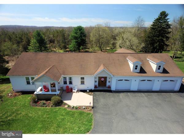 2456 KNIGHT RD, Pennsburg, PA 18073