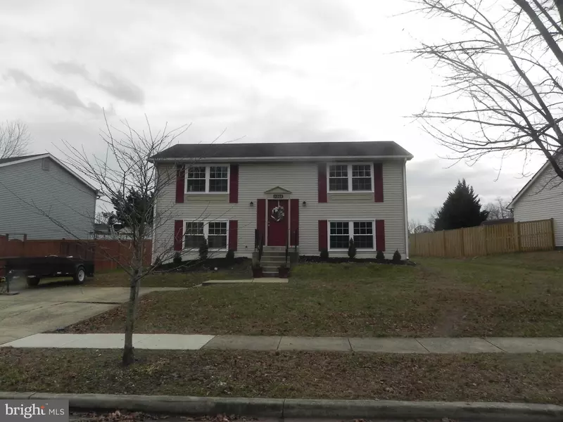 9311 FOX RUN DR, Clinton, MD 20735