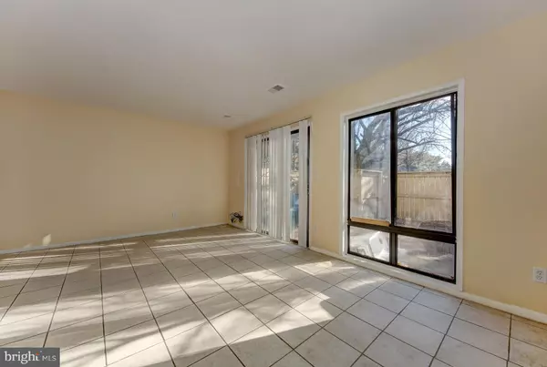 Gaithersburg, MD 20886,9908 RIDGELINE DR