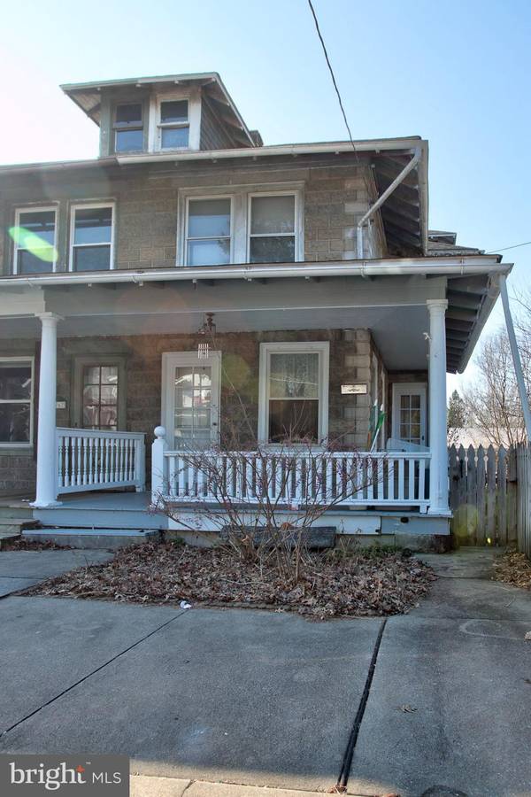 74 S GRANT ST, Manheim, PA 17545