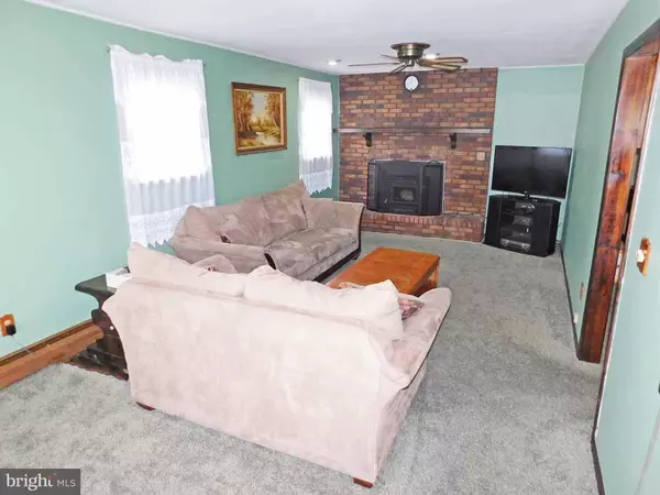 Levittown, PA 19055,56 CORAL LN