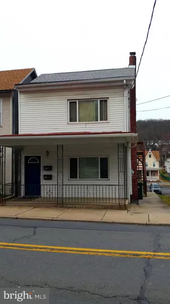 44 CHESTNUT ST, Cressona, PA 17929