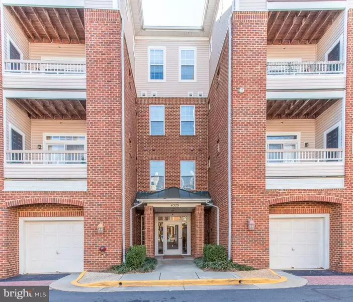 4320-C CANNON RIDGE CT #50 C, Fairfax, VA 22033