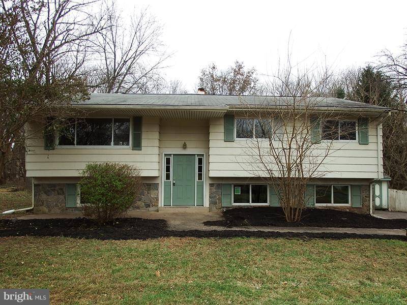 218 TOMSTOCK RD, Norristown, PA 19403