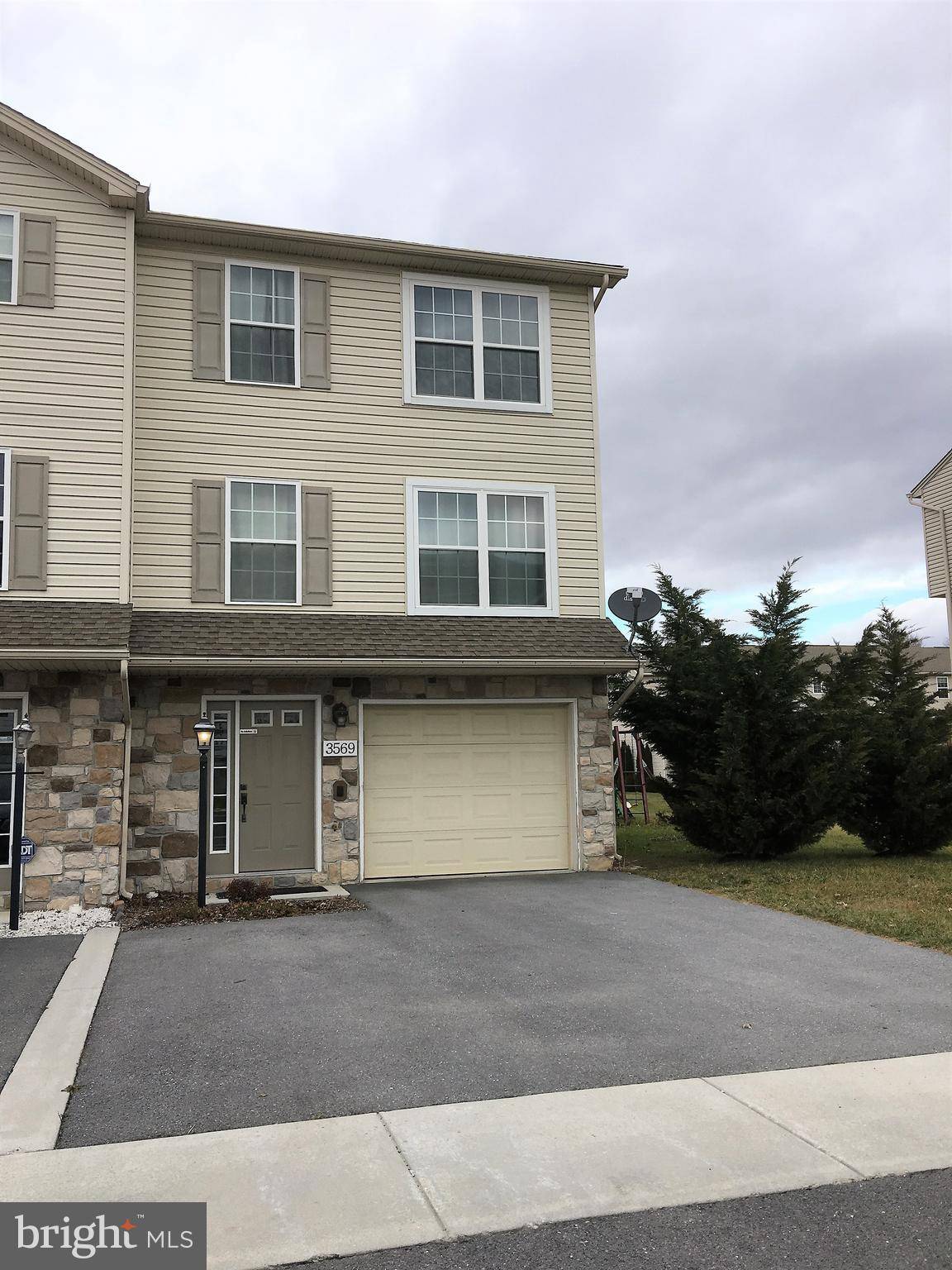 Fayetteville, PA 17222,3569 MAPLEWOOD CT