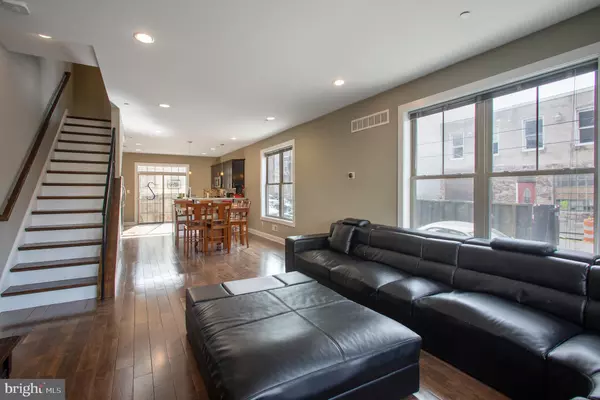 Philadelphia, PA 19146,1946 TITAN ST