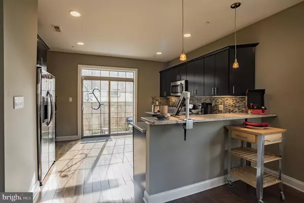 Philadelphia, PA 19146,1946 TITAN ST