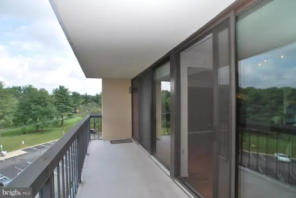 Bethesda, MD 20817,7401 WESTLAKE TER #602