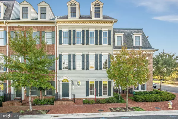 1874 CARPENTER RD, Alexandria, VA 22314