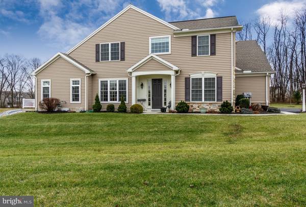 407 IRIS LN, Mechanicsburg, PA 17050