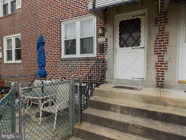 122 W MADISON AVE, Clifton Heights, PA 19018