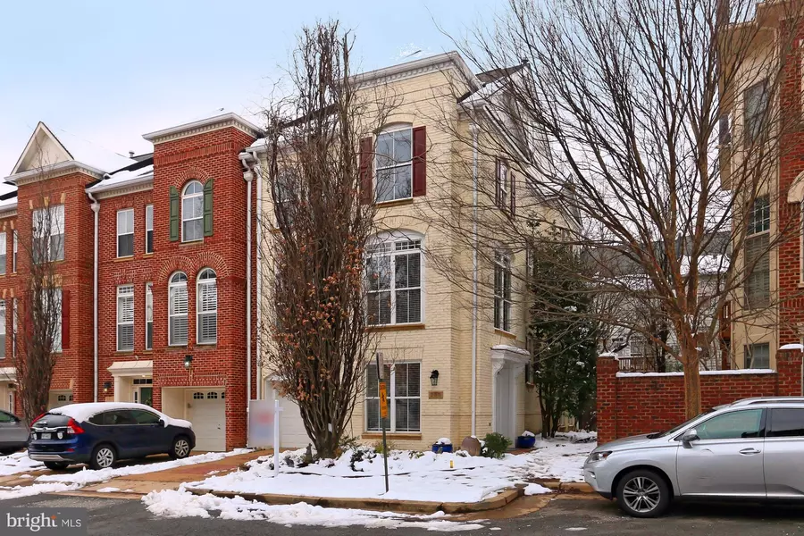 235 MURTHA ST, Alexandria, VA 22304