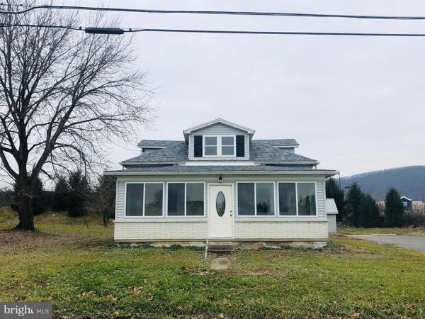 1694 MOUNTAIN RD, Hamburg, PA 19526