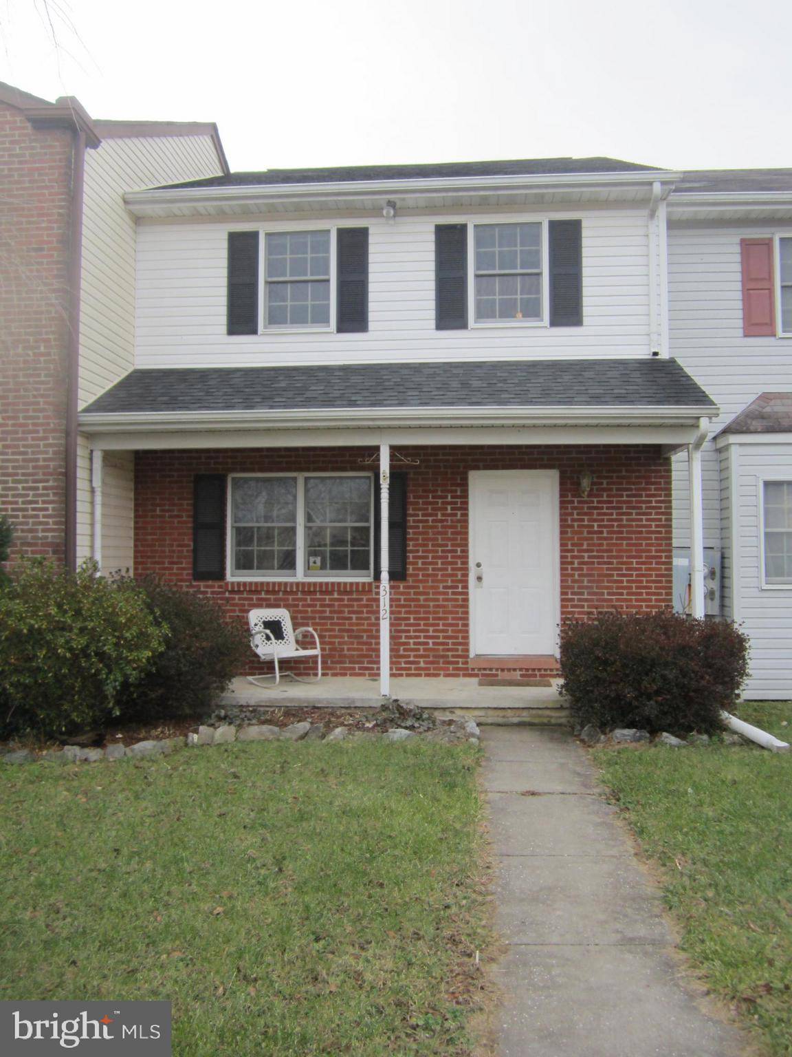 Martinsburg, WV 25401,312 TWIGG STREET