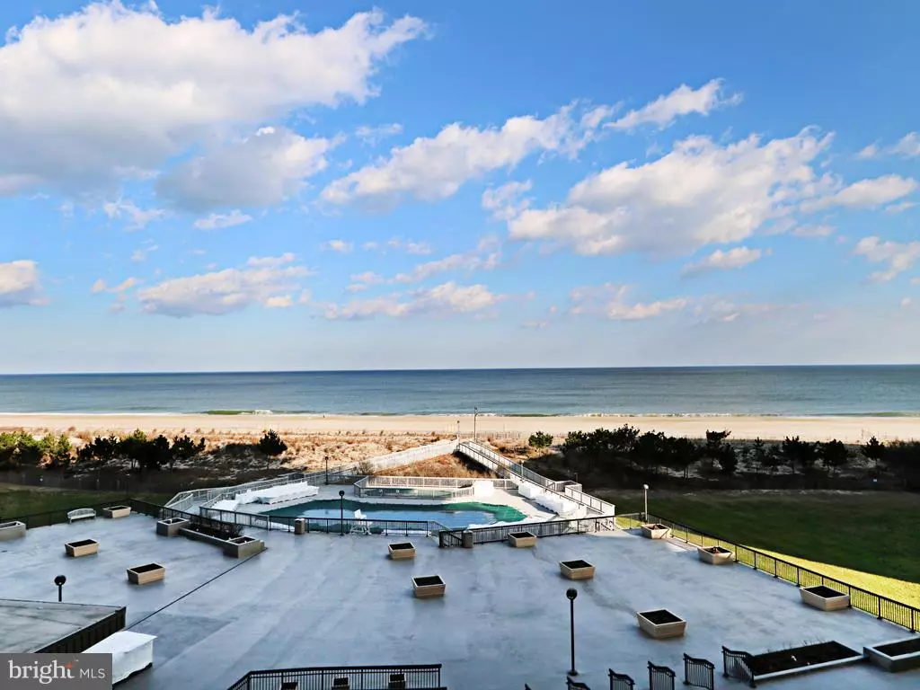 Bethany Beach, DE 19930,402 S EDGEWATER HOUSE RD #402S