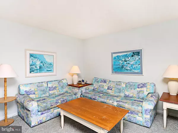 Bethany Beach, DE 19930,402 S EDGEWATER HOUSE RD #402S