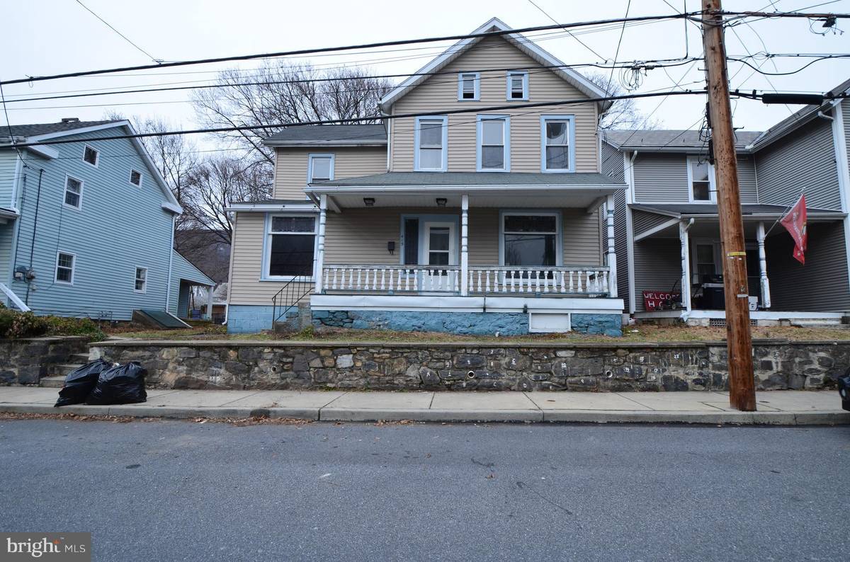 Pen Argyl, PA 18072,415 GEORGE ST