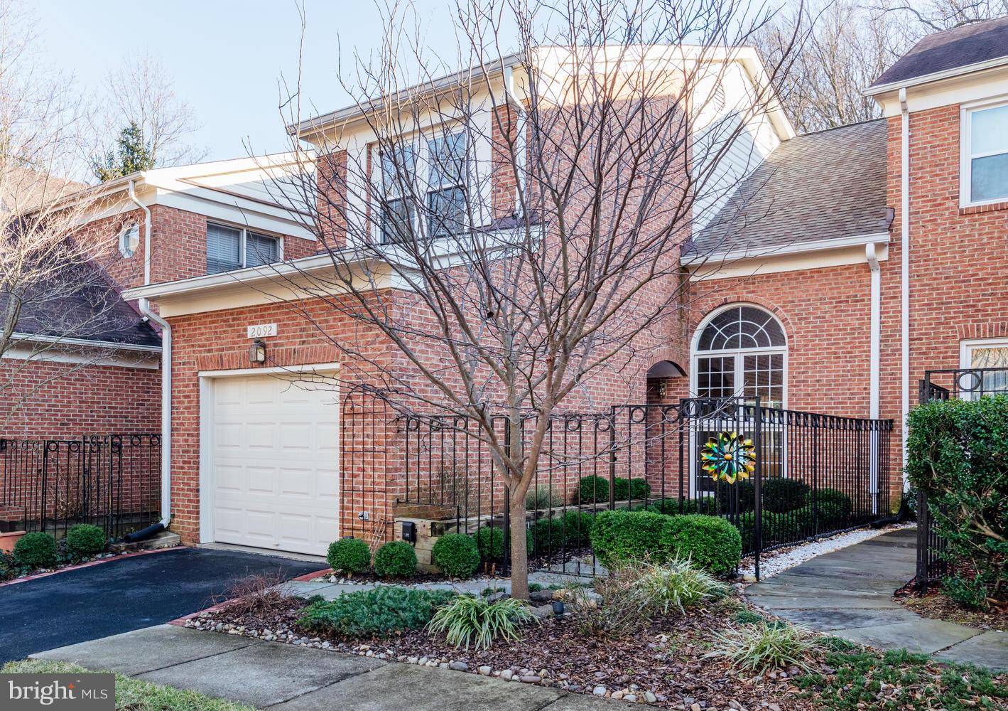 2092 VAN TUYL PL, Falls Church, VA 22043