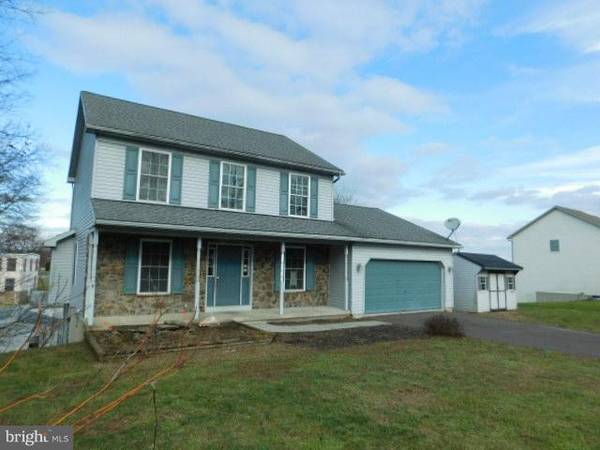 101 SELTZER AVE, Womelsdorf, PA 19567