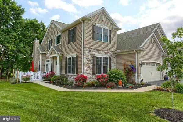 806 VIOLET CIR, Mechanicsburg, PA 17050