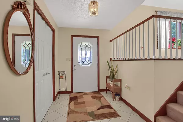 Mechanicsburg, PA 17055,833 FLINTLOCK RIDGE RD