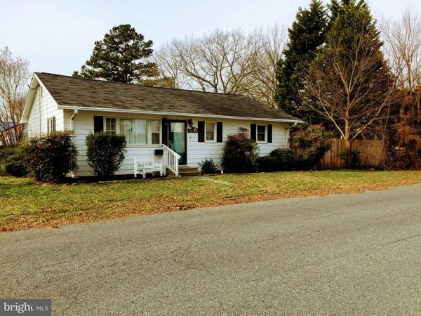 15 N ARCH STREET EXT, Seaford, DE 19973