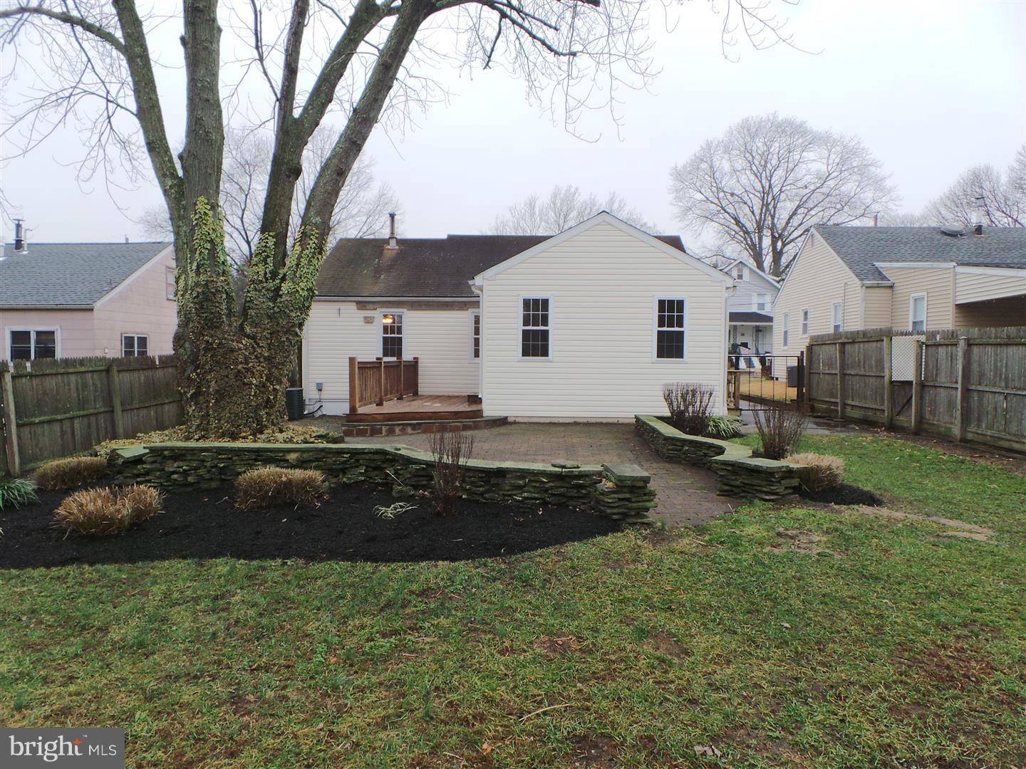Lindenwold, NJ 08021,33 COLUMBIA AVE