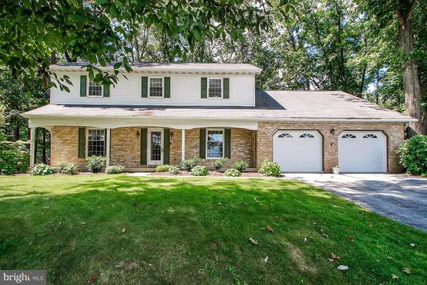 30 JOHNSTON CIR, Hanover, PA 17331