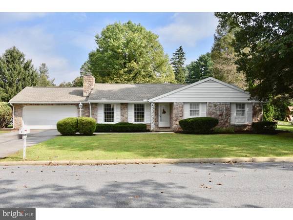 8 WENDY RD, Reading, PA 19601