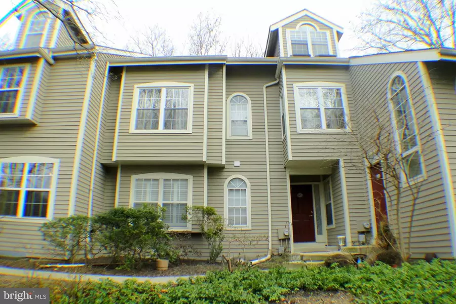 301 CHESWOLD CT, Chesterbrook, PA 19087