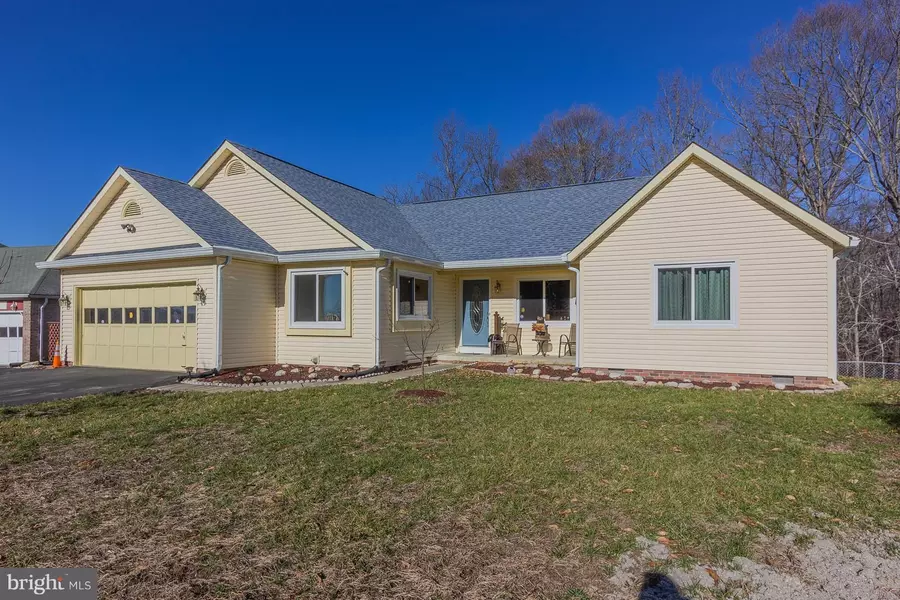 11 RIDGE POINTE LN, Fredericksburg, VA 22405