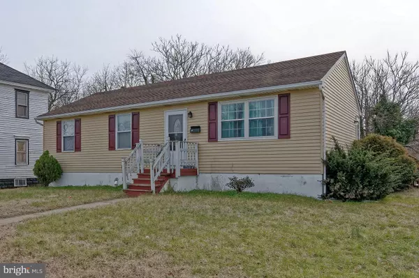 372 W WASHINGTON ST, Paulsboro, NJ 08066