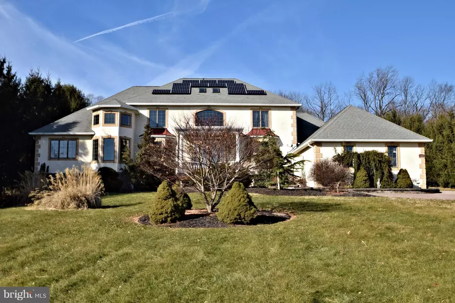 5732 CARVERSVILLE RD, Doylestown, PA 18902