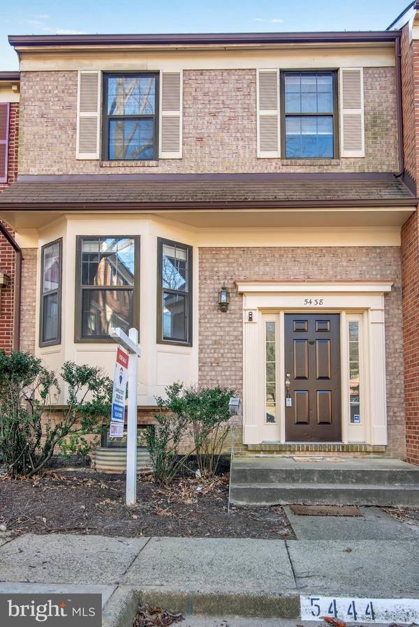 5438 BARRISTER PL, Alexandria, VA 22304