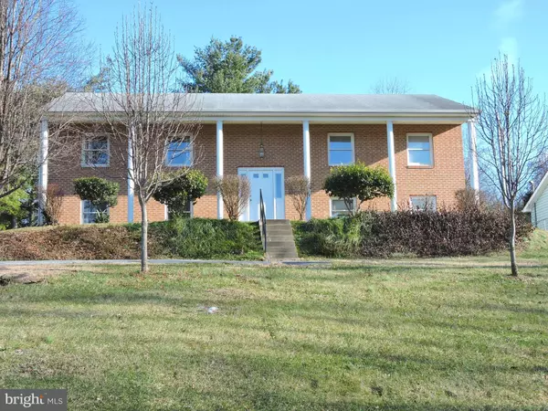 581 RIDER CT, Charles Town, WV 25414