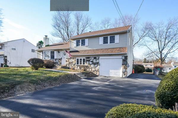 888 MEARNS RD, Warminster, PA 18974