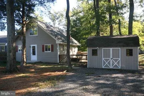 852 FOREST GROVE RD, Colonial Beach, VA 22443