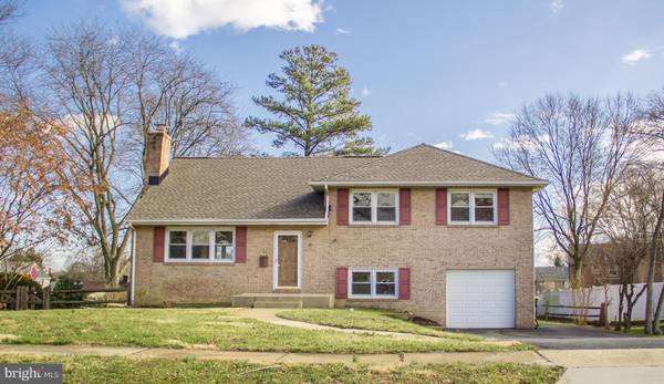 28 WAYNE DR, Wilmington, DE 19809