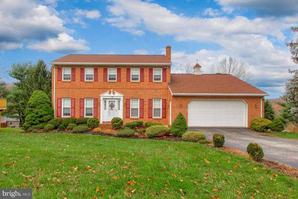 108 BUCHANAN DR, York, PA 17402