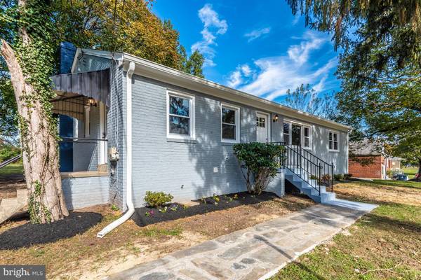 6603 HORSESHOE RD, Clinton, MD 20735