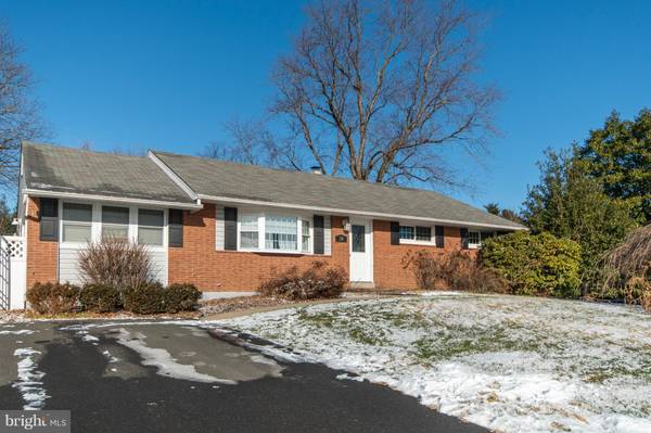 116 HOLLY DR, Hatboro, PA 19040