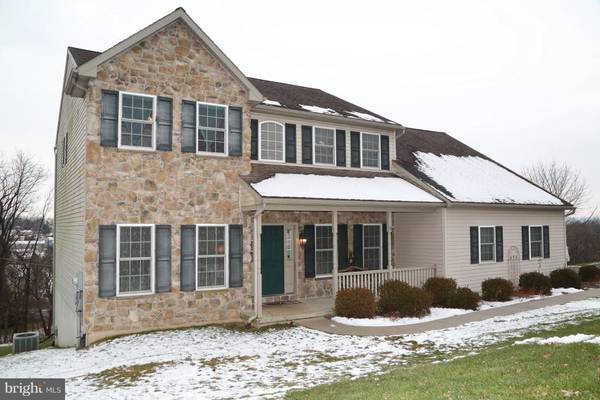 638 W RIDGE RD, Elizabethtown, PA 17022