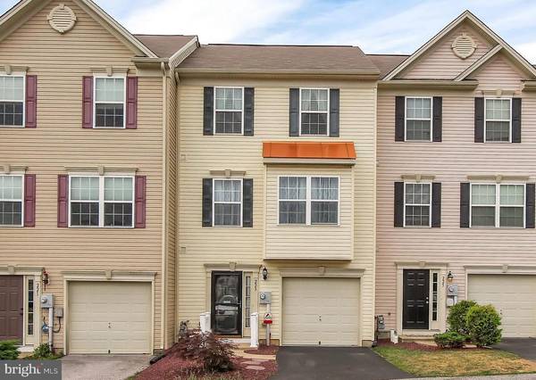 223 COUNTRY RIDGE DR, Red Lion, PA 17356