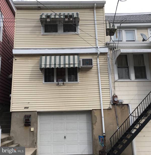 804 WATER ST, Pottsville, PA 17901