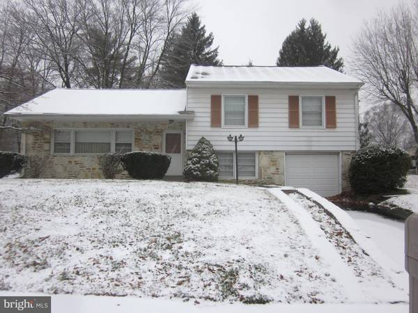 1056 ANNA RD, Huntingdon Valley, PA 19006