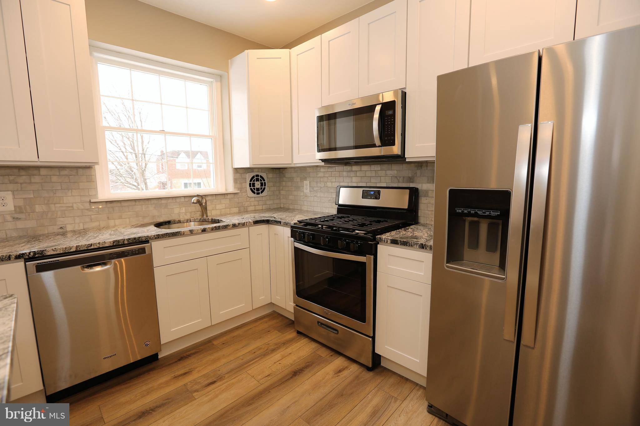 Norristown, PA 19401,556 GLEN VALLEY DR