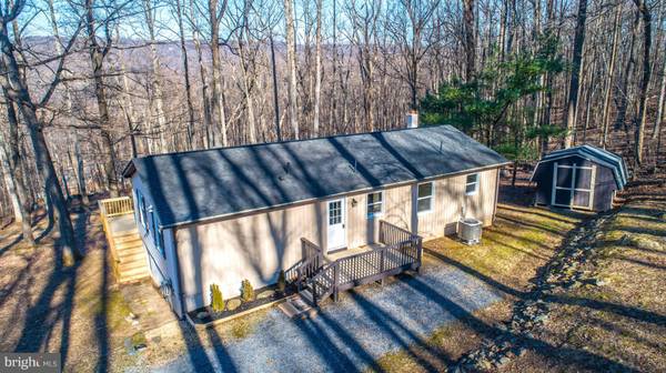 88 APPLE JACK CIR, Linden, VA 22642