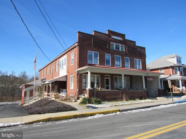 2207 MAIN ST, Mohrsville, PA 19541