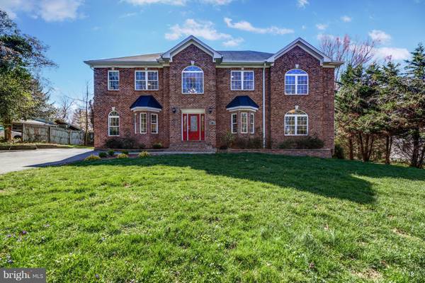 4008 TAYLOR DR, Fairfax, VA 22032